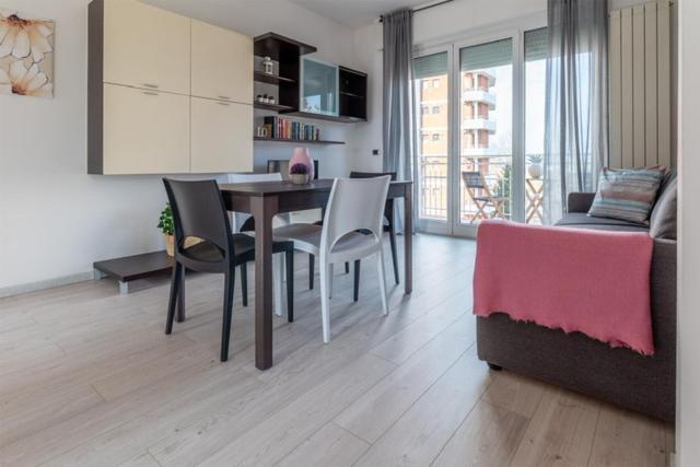Casa Martina Lägenhet Castelletto sopra Ticino Exteriör bild