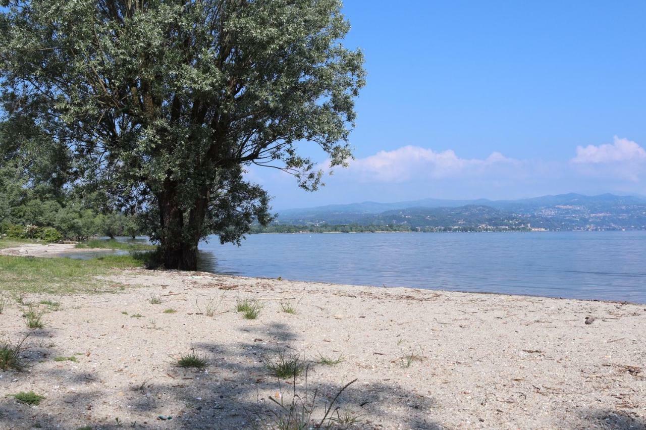 Casa Martina Lägenhet Castelletto sopra Ticino Exteriör bild